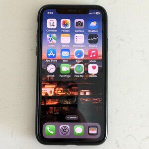 Apple iPhone XS 256GB Space Grey - Excellent Condition with Accessories Bundle